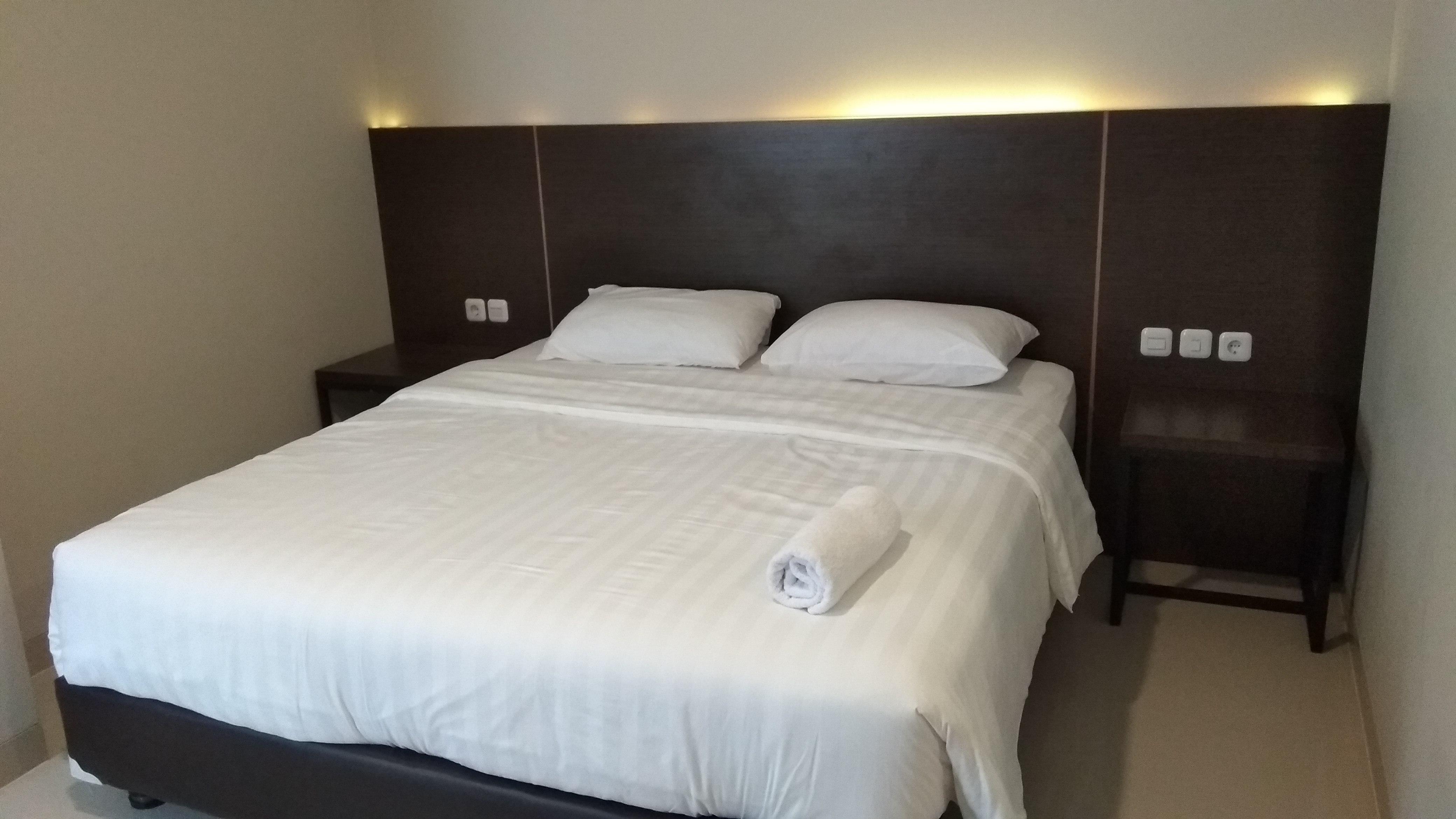 Super Oyo 1006 Azzahra Guest House Syariah Ambon Exterior photo