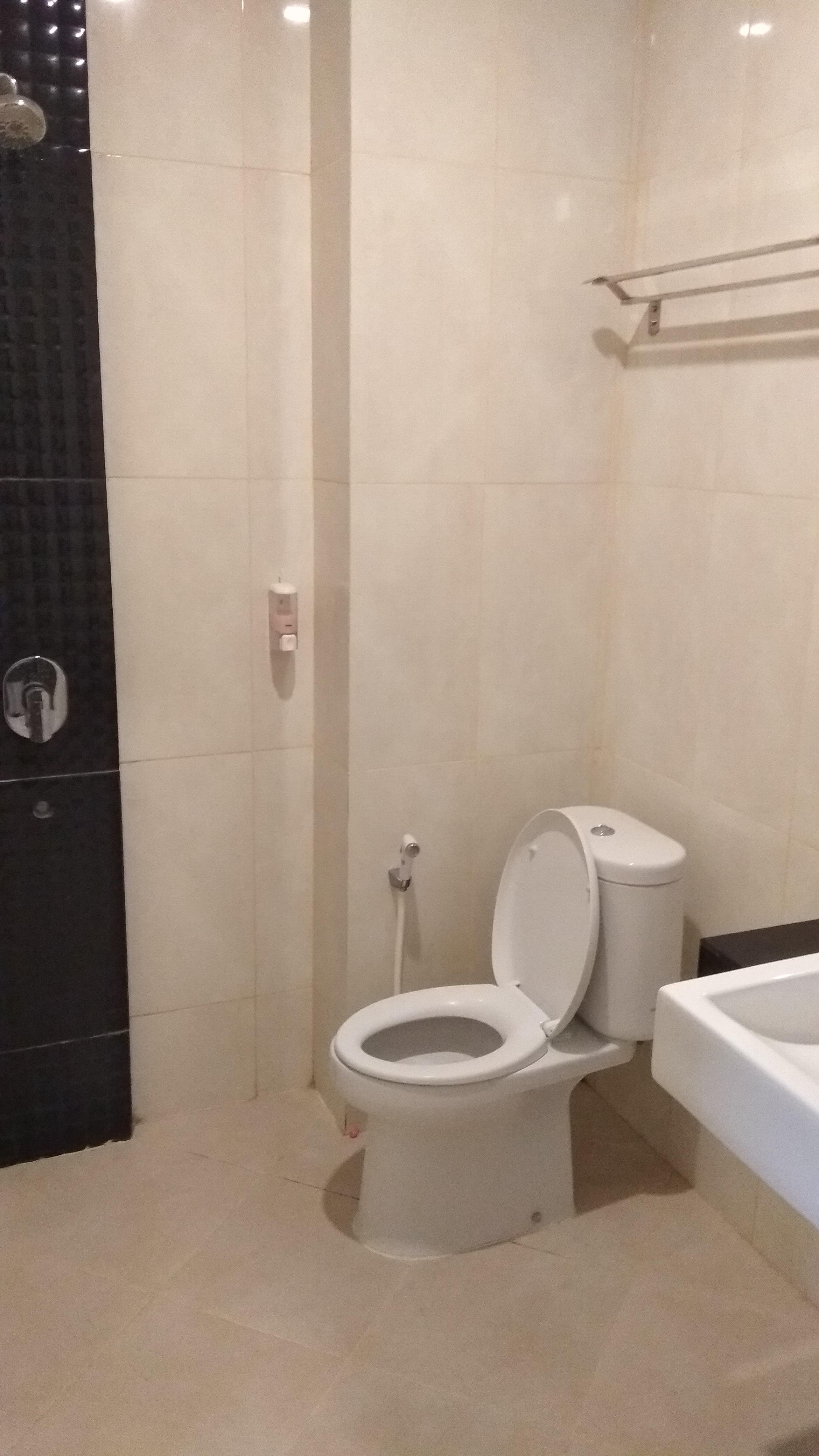 Super Oyo 1006 Azzahra Guest House Syariah Ambon Exterior photo
