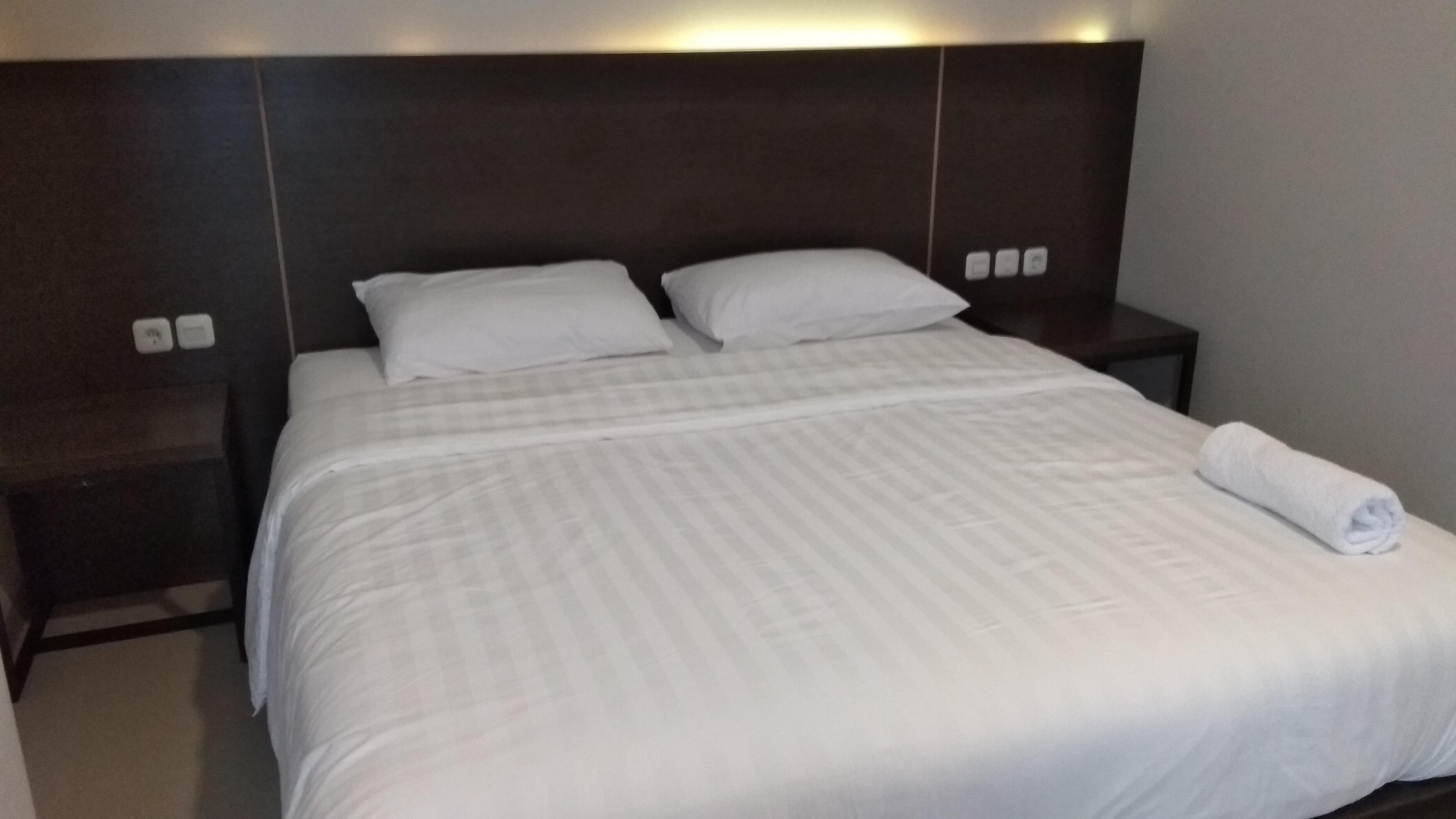 Super Oyo 1006 Azzahra Guest House Syariah Ambon Exterior photo